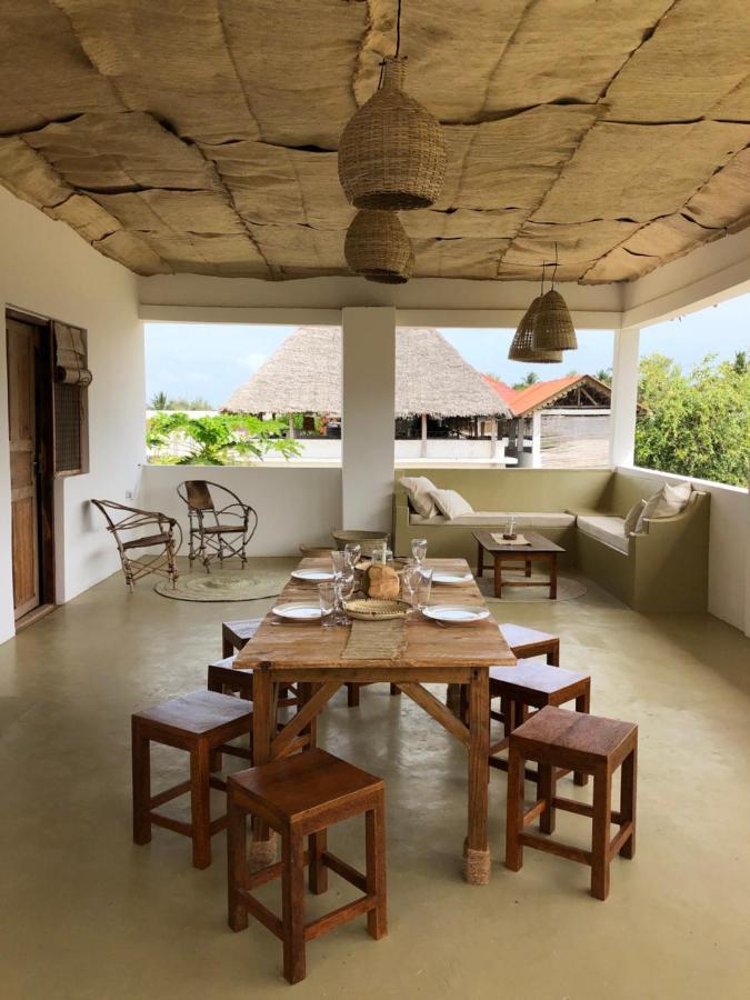 Couette-café Mlango House