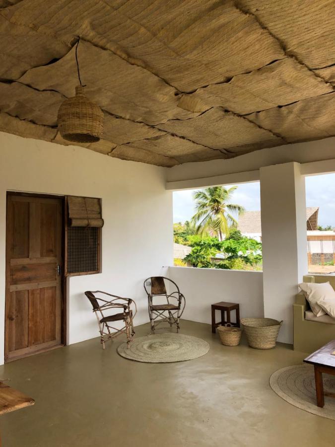 Couette-café Mlango House *
