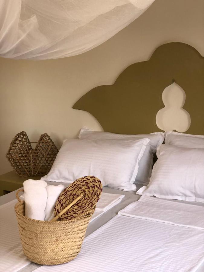 Couette-café Mlango House *
