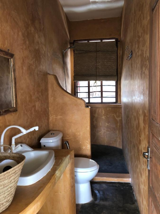 Couette-café Mlango House *