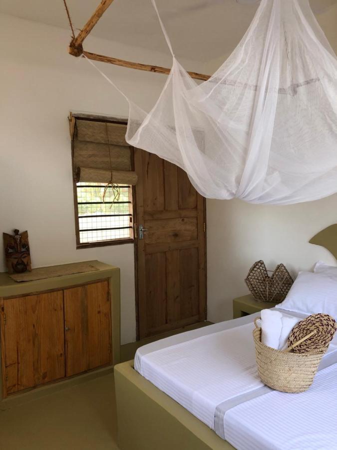 Mlango House Couette-café Paje
