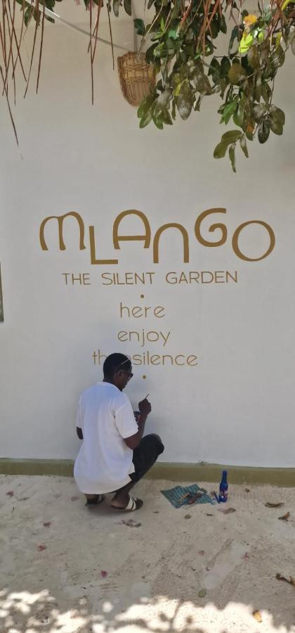 Mlango House Couette-café *